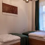 Отель Gostisce Pod Kostanji Добрна