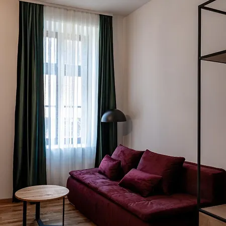 מלון Gostisce Pod Kostanji דוברנה