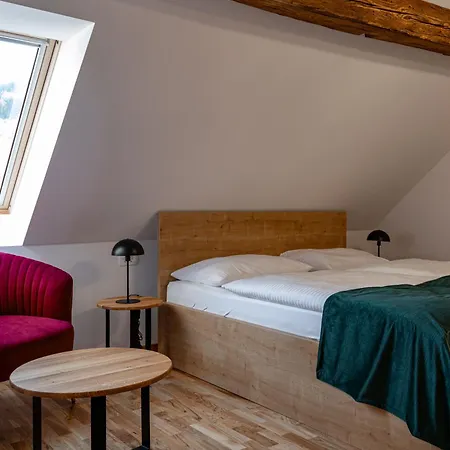 Hotel Gostisce Pod Kostanji