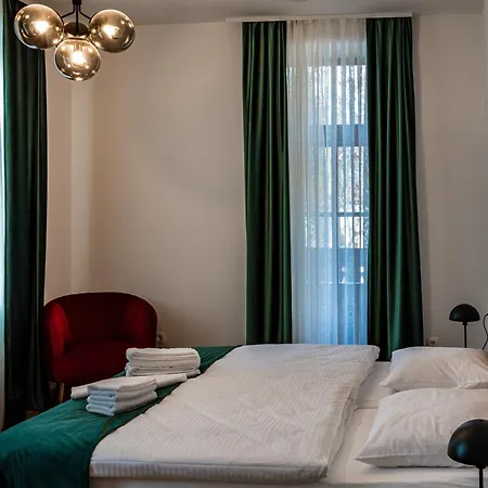 Hotel Gostisce Pod Kostanji *