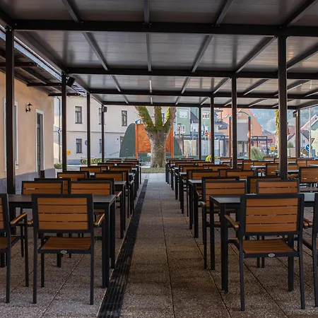 Gostisce Pod Kostanji