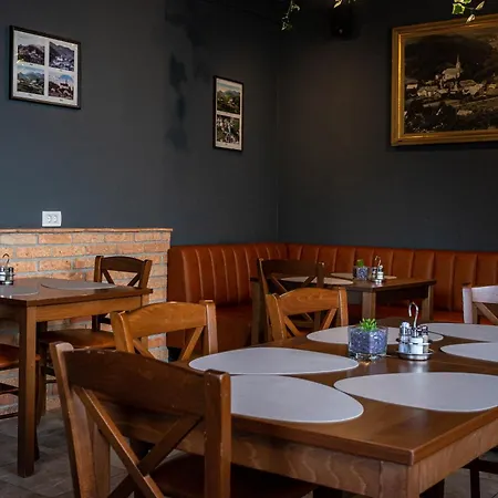 Gostisce Pod Kostanji *